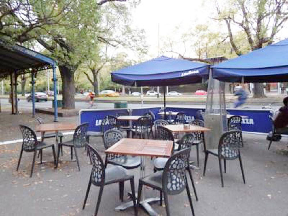 Naughtons Hotel Melburne Exterior foto
